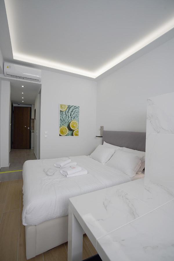 Tip - Top Suites เอเธนส์ ภายนอก รูปภาพ