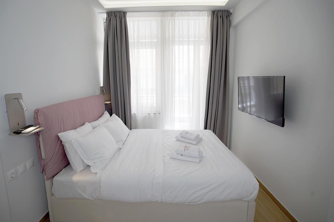 Tip - Top Suites เอเธนส์ ภายนอก รูปภาพ